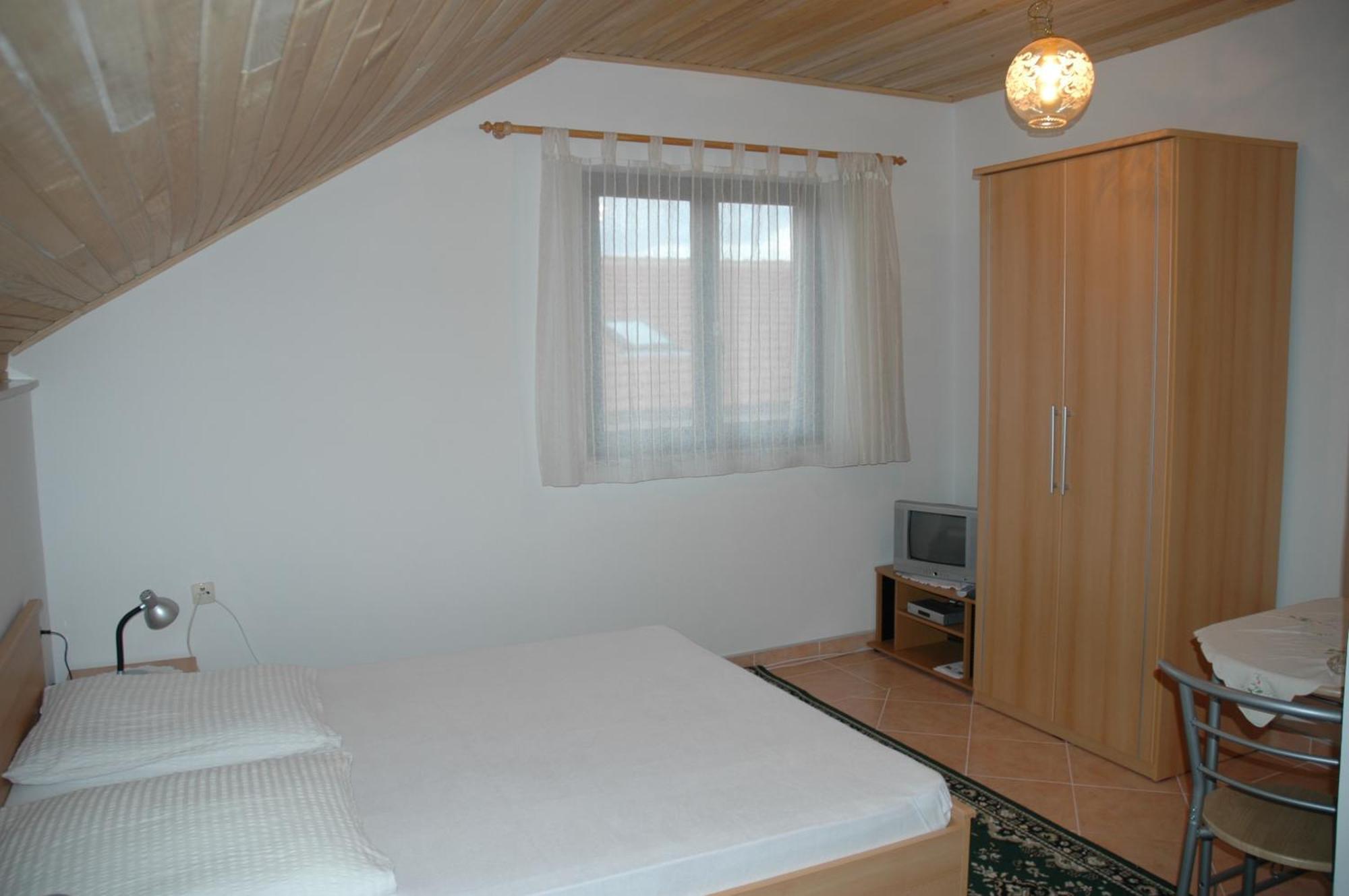 Apartment Latinovic Водице Екстериор снимка